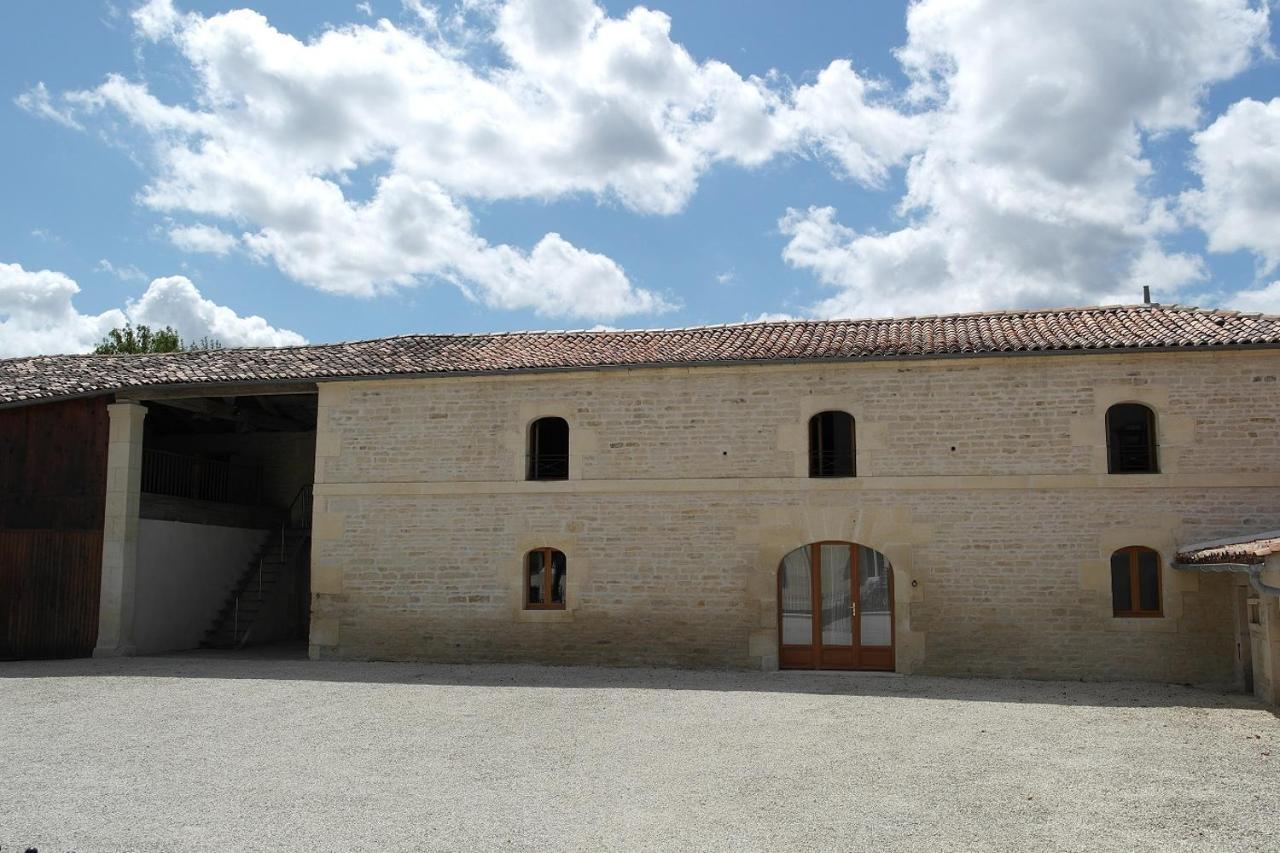 Gites Les Grandes Ecures Mons  Exterior foto